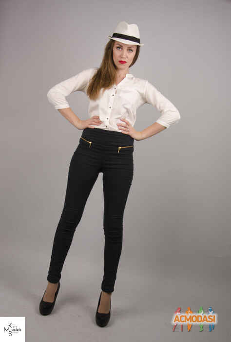 Аліна Юріївна Стогній фото №993752. Завантажено 05 Грудня 2016