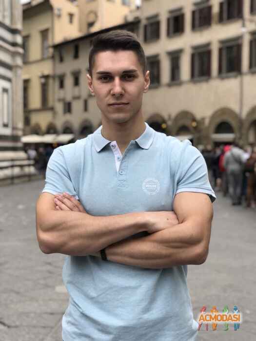 Віталій Олегович  фото №1234960. Завантажено 23 Травня 2018