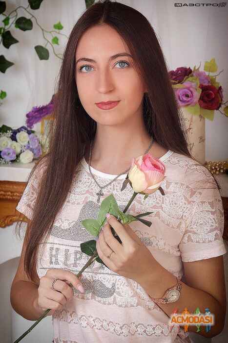 Танечка  Бурдужа фото №1143089. Завантажено 25 Листопада 2017