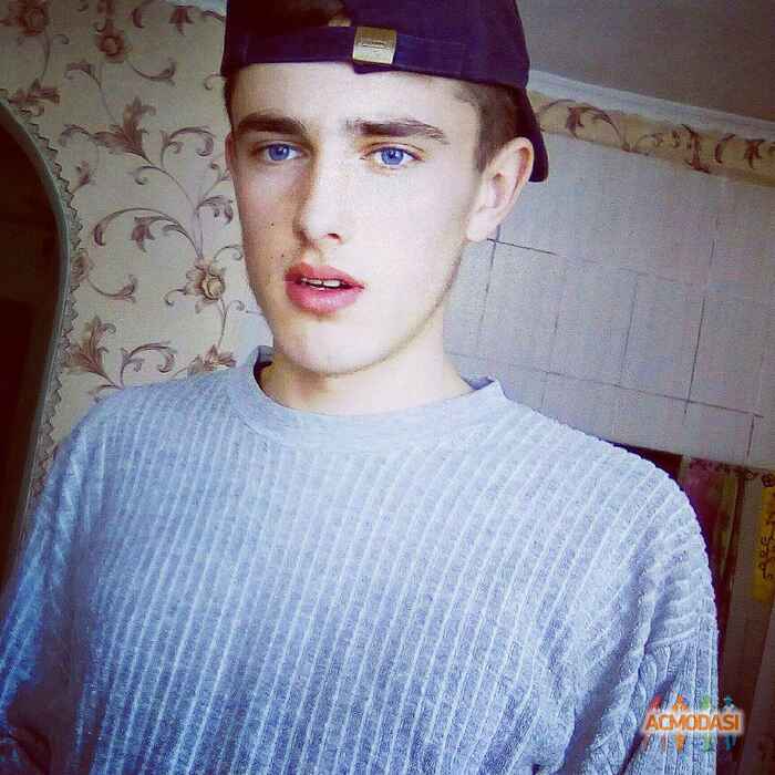 Владимир  Воробей фото №1133109. Завантажено 08 Листопада 2017