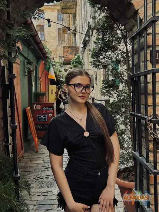 Поліна Сергіївна Рева фото №1749895. Завантажено 22 Листопада 2025