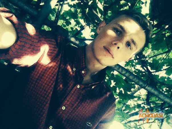 Максим Костянтинович Овчаренко фото №1126209. Завантажено 29 Жовтня 2017