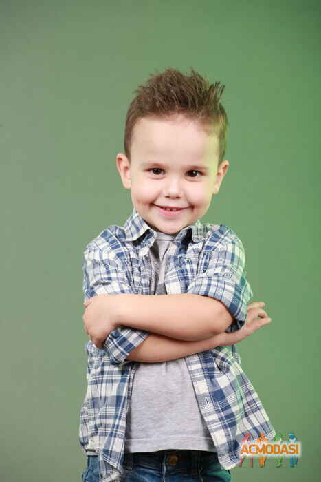 Артем Володимирович Мірошніченко фото №1174954. Завантажено 29 Січня 2018