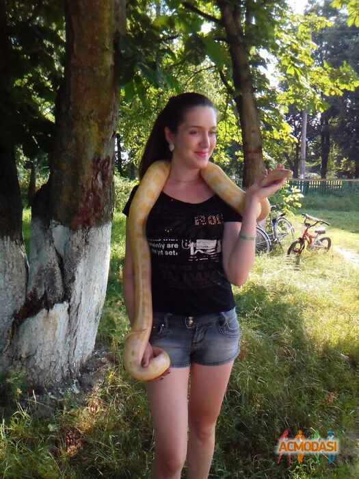 Юлия  Ярошук фото №1047301. Завантажено 25 Квітня 2017