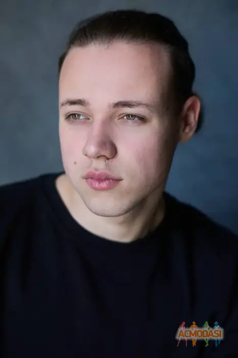 Артур  Салуха фото №1747420. Завантажено 17 Вересня 2025