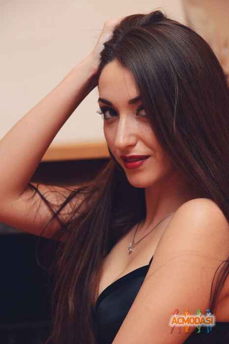 Марина Владимировна Манастырная фото №798704. Завантажено 30 Квітня 2015
