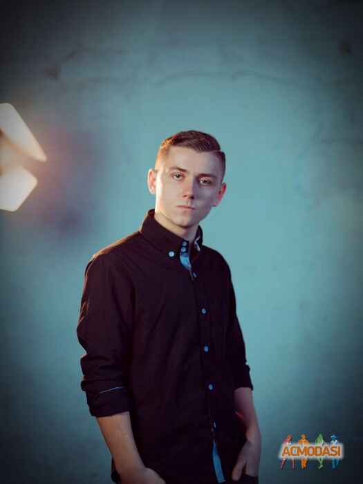 Валерій Миколайович Ярошенко фото №1186406. Завантажено 14 Лютого 2018