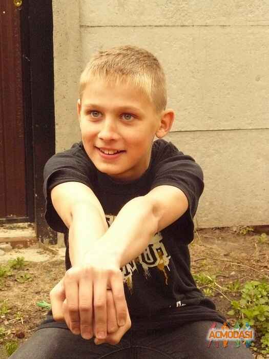 Тонкопряд Денис Викторович фото №64843. Завантажено 30 Серпня 2011