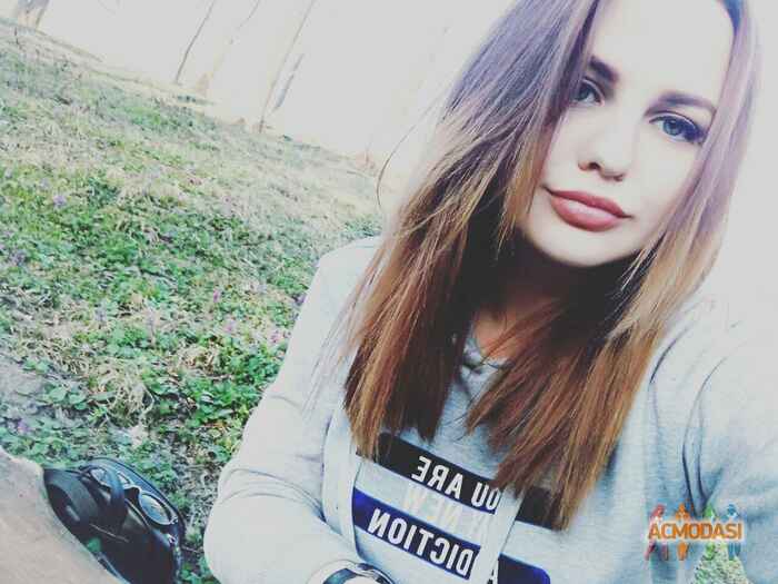 Елена Юрьевна Поддубная фото №1229377. Завантажено 09 Травня 2018