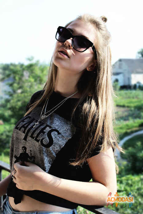 Диана  Лебедь фото №1028533. Завантажено 06 Березня 2017