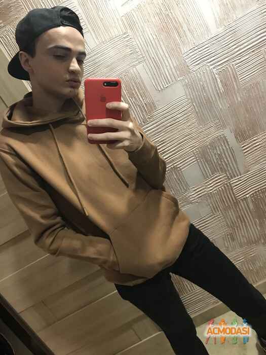 Вишневский Владислав Сергеевич фото №1538712. Завантажено 14 Червня 2020