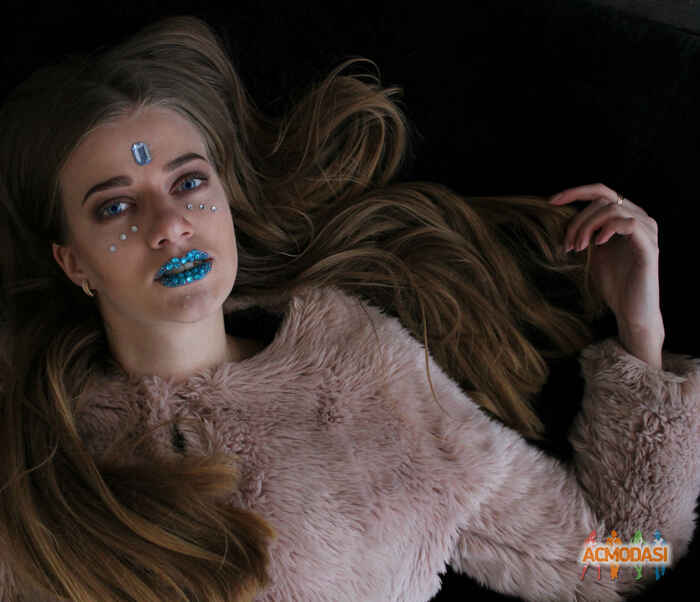 Diana  Tsyhan фото №1162746. Завантажено 10 Січня 2018