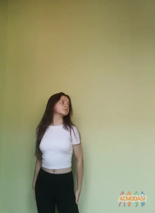 Ангеліна  Сарай фото №1745155. Завантажено 18 Липня 2025