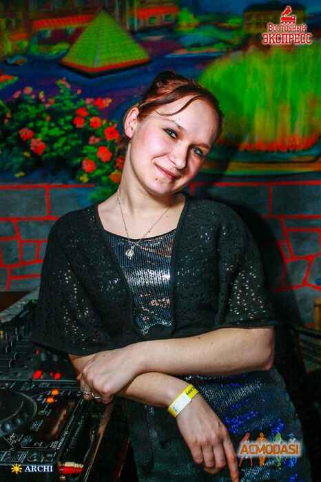 Жежик Анатольевна Наталья фото №304535. Завантажено 05 Грудня 2012