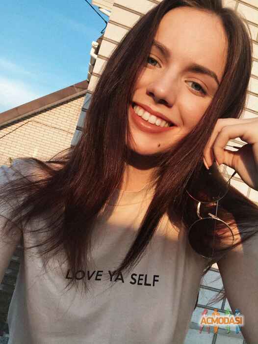 Катерина Юріївна Лисюк фото №1422110. Завантажено 13 Липня 2019