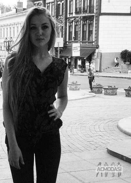 Оля  Жученко фото №1199185. Завантажено 03 Березня 2018