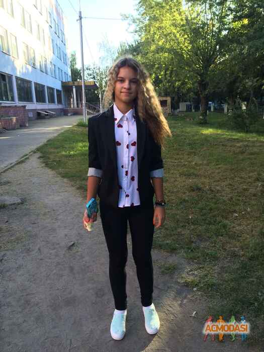 Яна Андреевна Карюк фото №1050066. Завантажено 03 Травня 2017