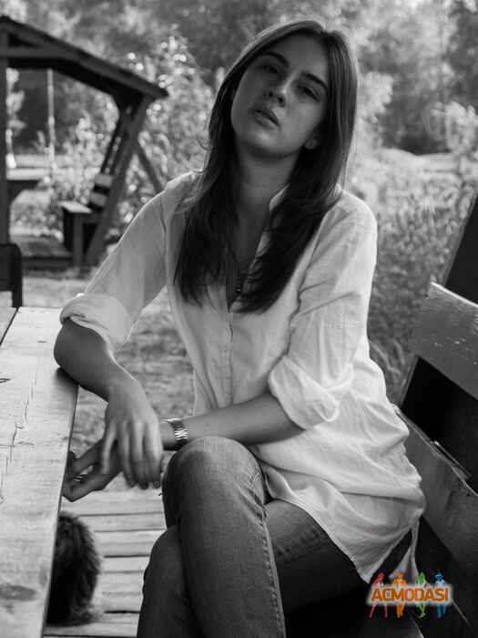 Nuna  Petruk фото №1050271. Завантажено 04 Травня 2017