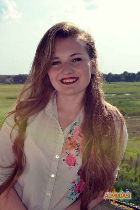 Лоріна Арменівна Севастян фото №1101879. Завантажено 09 Вересня 2017