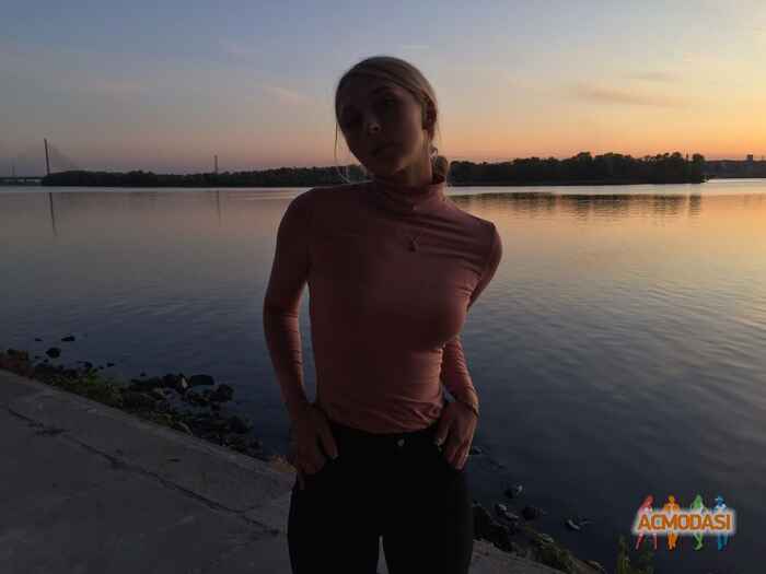 Вера Геннадиевна Стенюхина фото №1453898. Завантажено 27 Вересня 2019