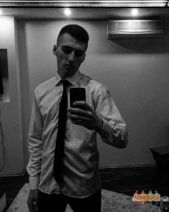 Влад Русланович Макаренко фото №1022630. Завантажено 20 Лютого 2017