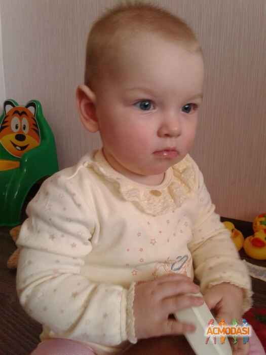 Мілана   фото №1300185. Завантажено 01 Жовтня 2018