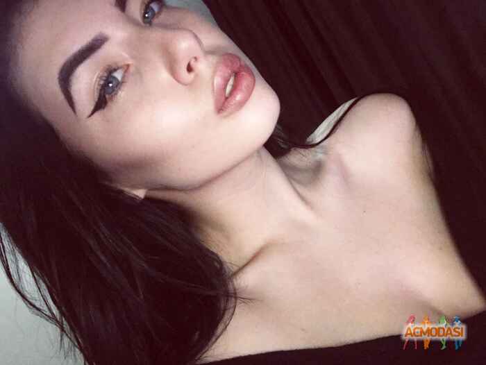Карина Олегівна Задерій фото №1146943. Завантажено 02 Грудня 2017