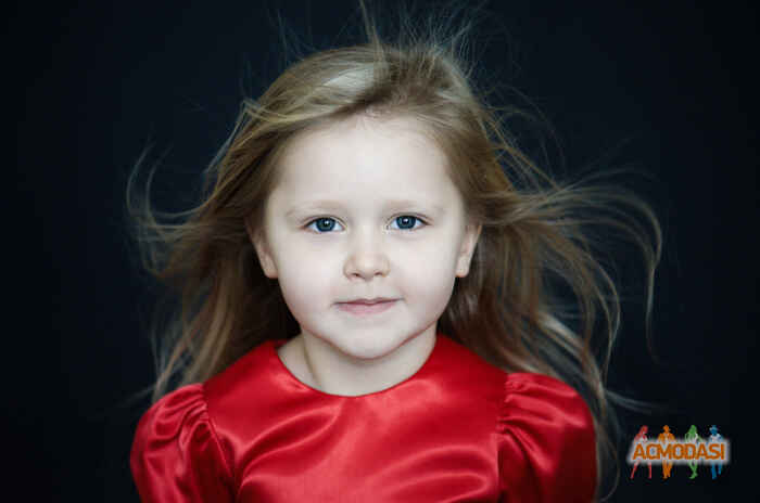 Nicole  Elizabeth фото №1351290. Завантажено 17 Січня 2019