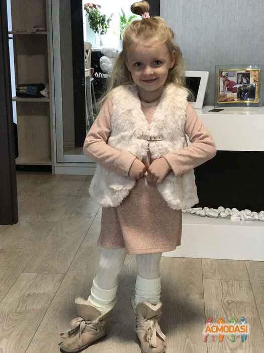 Злата Артемовна Загоруйко фото №1117297. Завантажено 12 Жовтня 2017