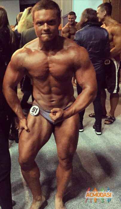 Владислав Володимирович Омельченко фото №1156567. Завантажено 25 Грудня 2017