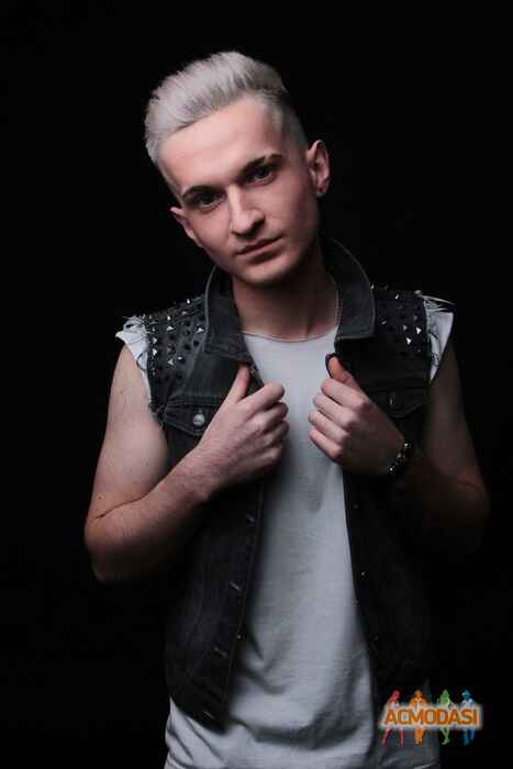 Владислав Володимирович Ткачук фото №1137272. Завантажено 15 Листопада 2017