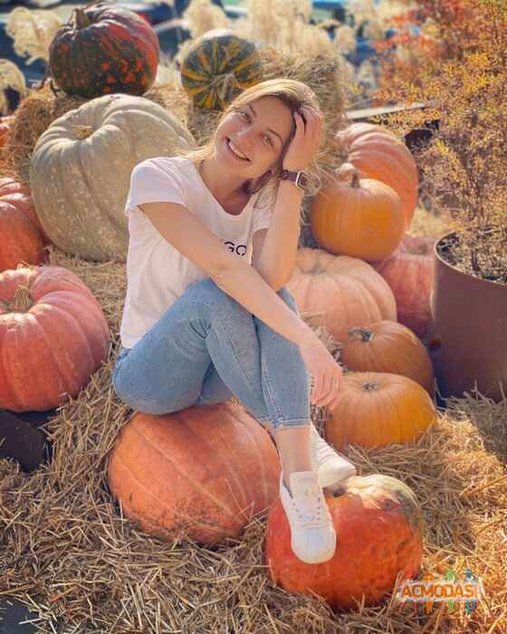 Яна Викторовна Гиленок фото №1472393. Завантажено 08 Листопада 2019