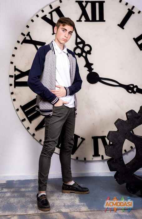 Артем Владимирович Витряк фото №1451707. Завантажено 22 Вересня 2019