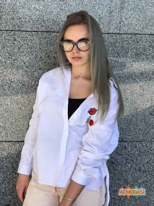 Юлія   фото №1050764. Завантажено 06 Травня 2017