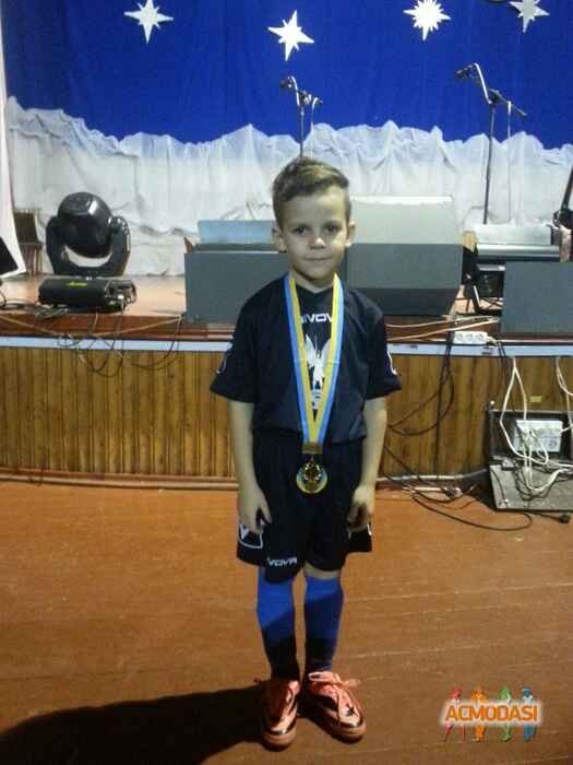 Кирилл Богданович Полищук фото №1011872. Завантажено 25 Січня 2017