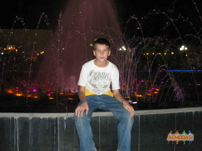 Костя Денисович Батрак фото №116211. Завантажено 07 Грудня 2011