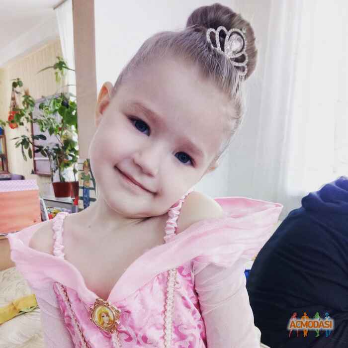 Каролина Денисовна Приходько фото №1210722. Завантажено 21 Березня 2018