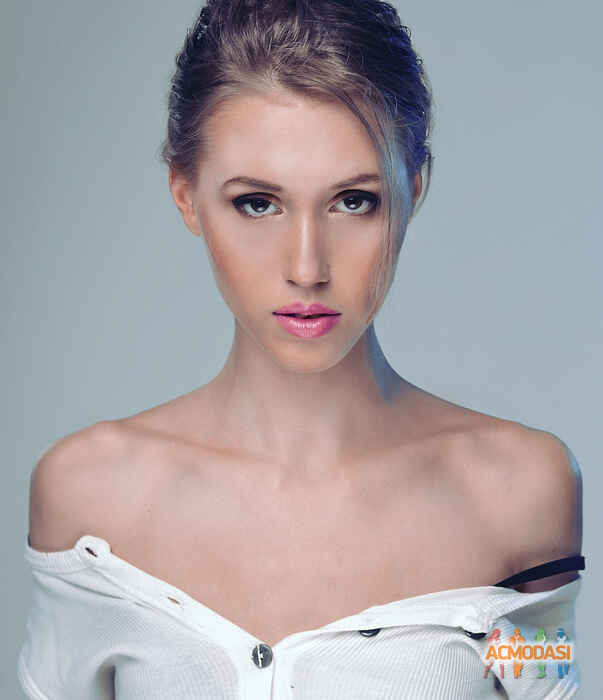 Алина Денисовна Дедюля фото №508024. Завантажено 10 Жовтня 2013